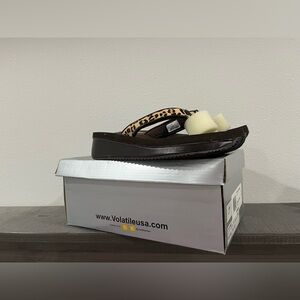 Volatile Size 8 Corkee Animal Tan/Leopard NWT